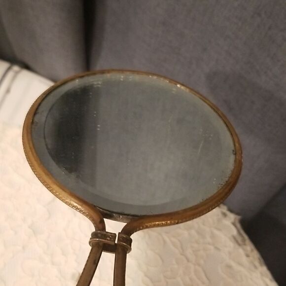 Vintage Art Nouveau hand mirror with antique baby photo - Picture 6 of 14